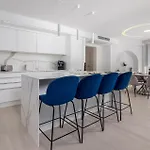 דירה 3 Bedroom Cozy In Krk קרק