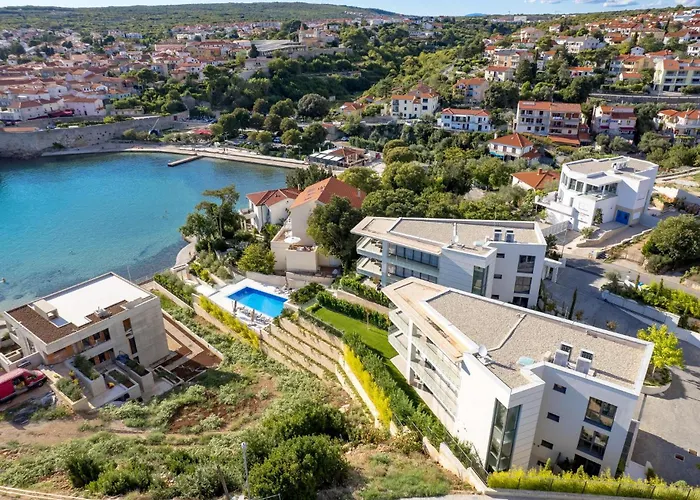 Lovely In Krk With Kitchen Apartman Krk Town