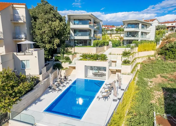 Apartman Lovely In Krk With Kitchen