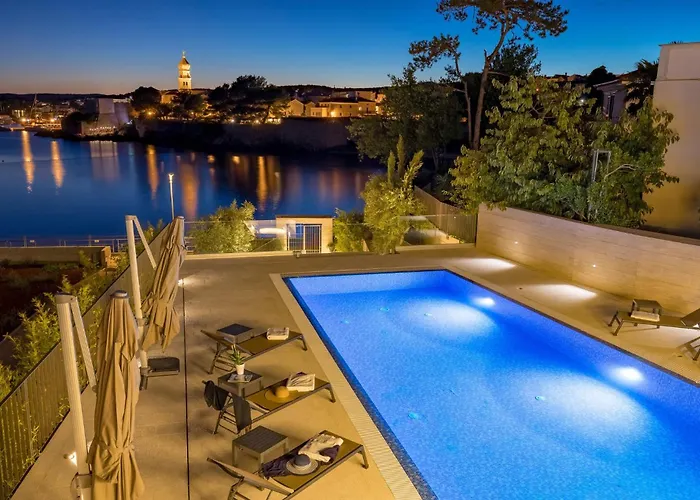 Lovely In Krk With Kitchen *