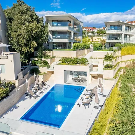 Apartment Lovely In Krk With Kitchen