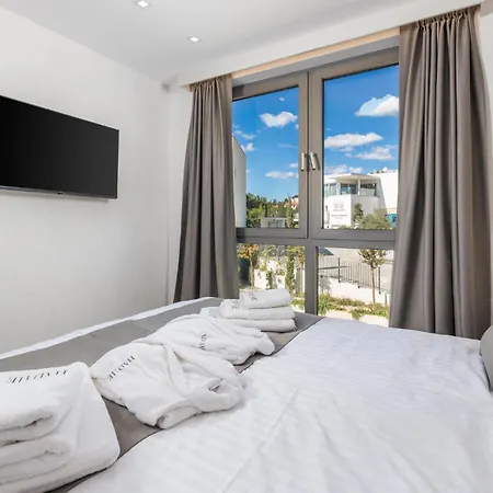3 Bedroom Cozy In Krk