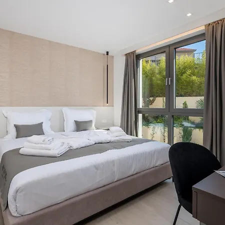 Lovely In Krk With Kitchen Apartment *