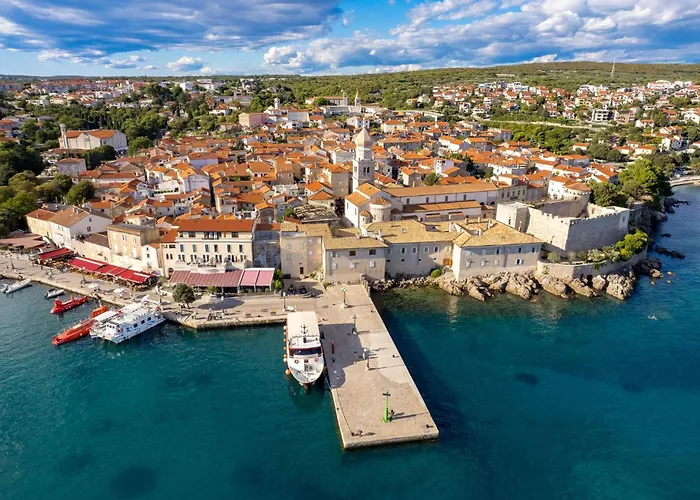 Lovely In Krk With Kitchen Apartament Krk Town