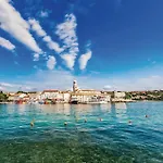 3 Bedroom Cozy In Krk Apartmán *