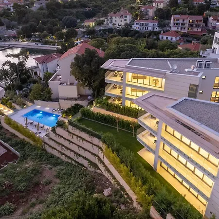 3 Bedroom Cozy In Krk * Krk Town